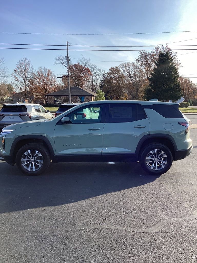 New 2026 Chevrolet Equinox LT w/ Convenience Package II image 3