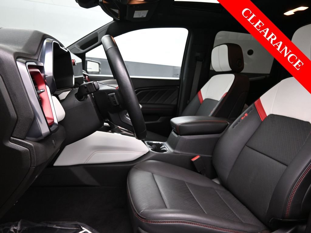 Used 2024 GMC Canyon AT4X image 20