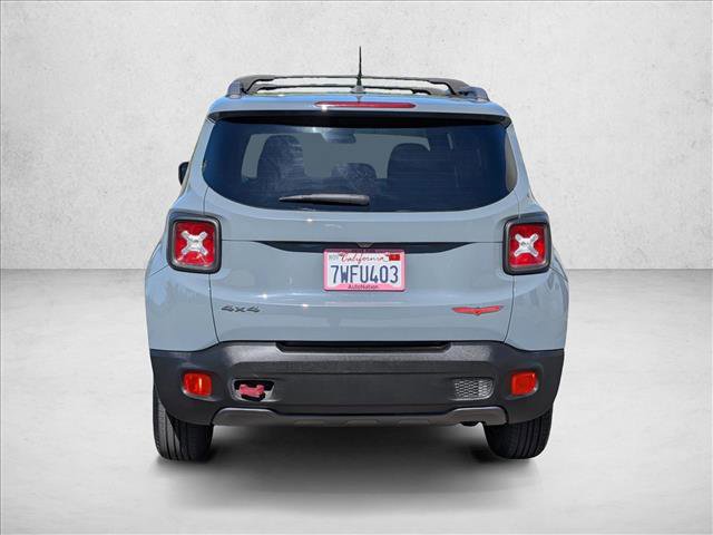Used 2015 Jeep Renegade Trailhawk image 7