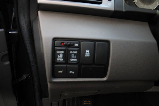 Used 2012 Honda Odyssey Touring Elite image 24