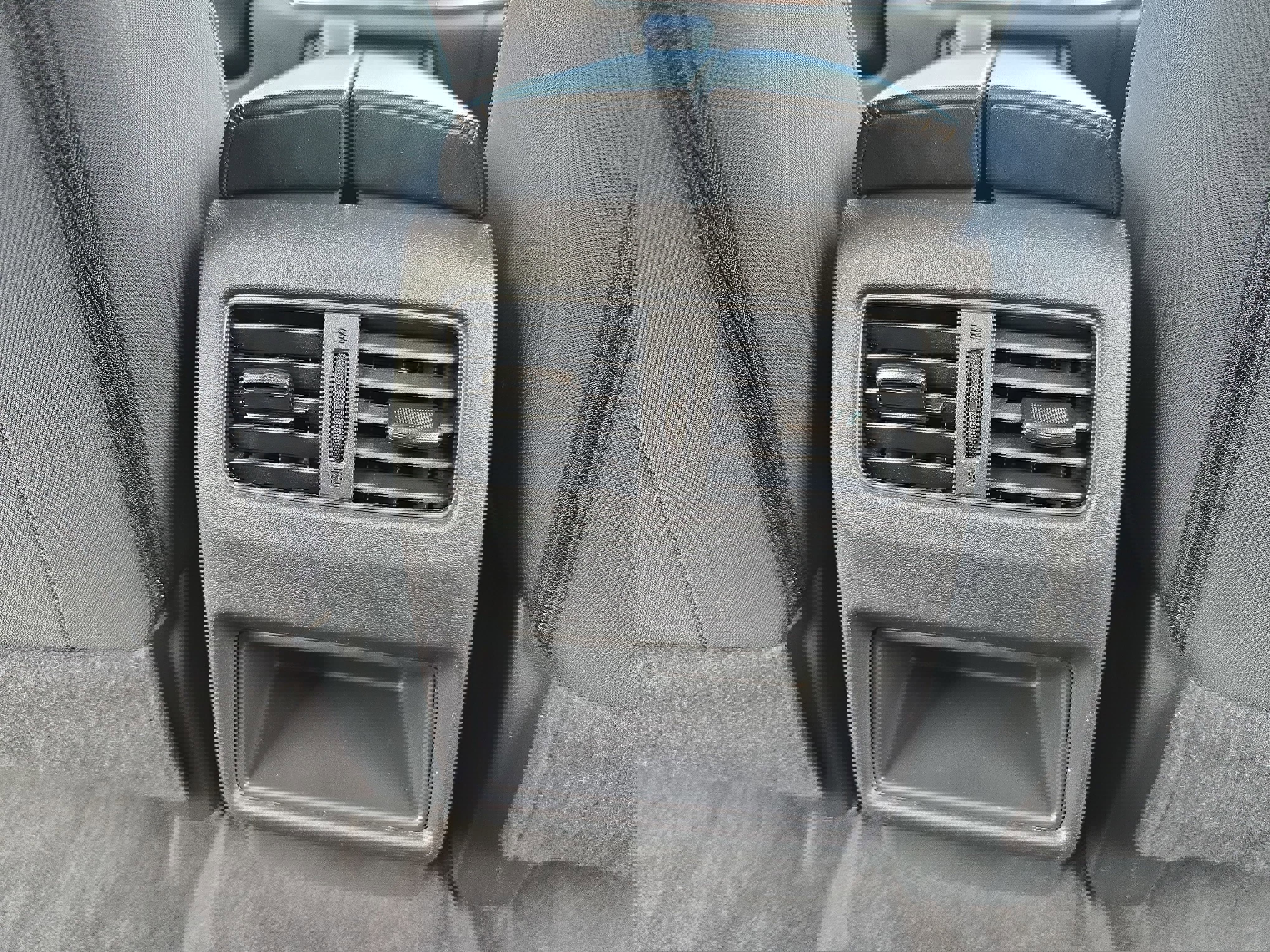 Used 2024 Nissan Rogue S FWD image 12