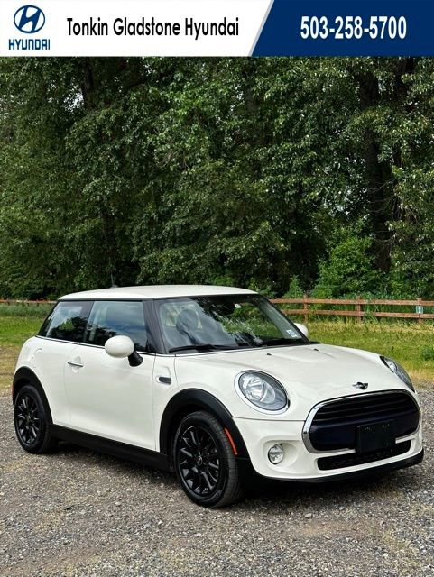 Used 2018 MINI Cooper 2-Door Hardtop FWD image 1