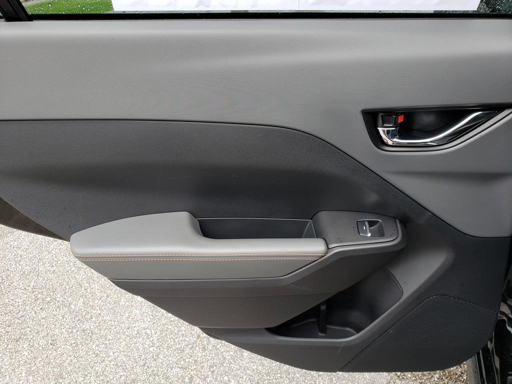 Used 2024 Subaru Crosstrek 2.5i Limited w/ Crosstrek Mirror Package AWD/4WD image 11