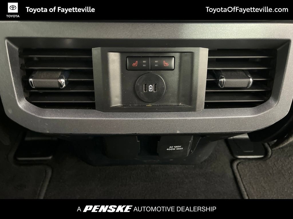 Used 2023 Ford F250 Lariat w/ Lariat Ultimate Package AWD/4WD image 10