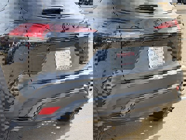 Used 2024 Toyota Corolla Cross SE image 6