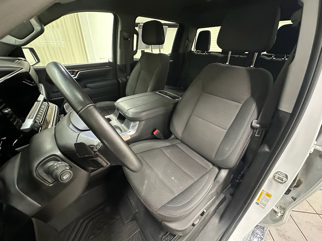 Used 2025 Chevrolet Silverado 1500 LT image 28