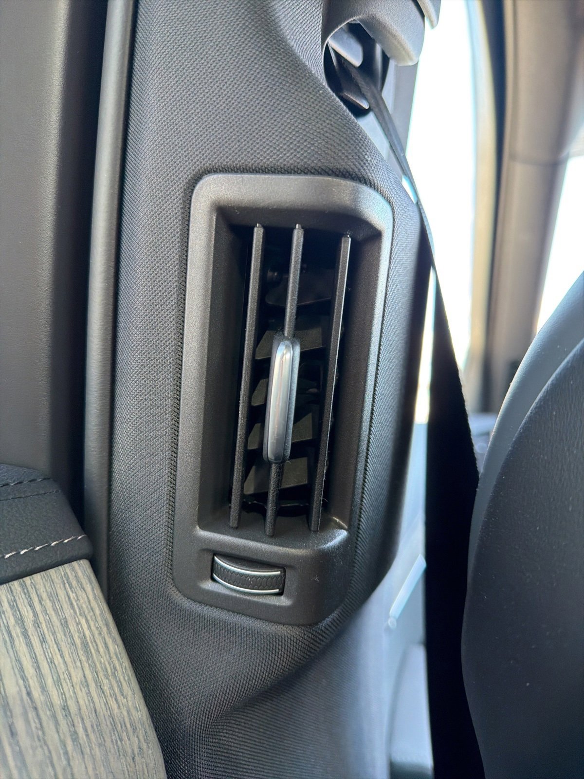 Used 2024 Volvo XC90 T8 Ultimate w/ Protection Package Premier image 62