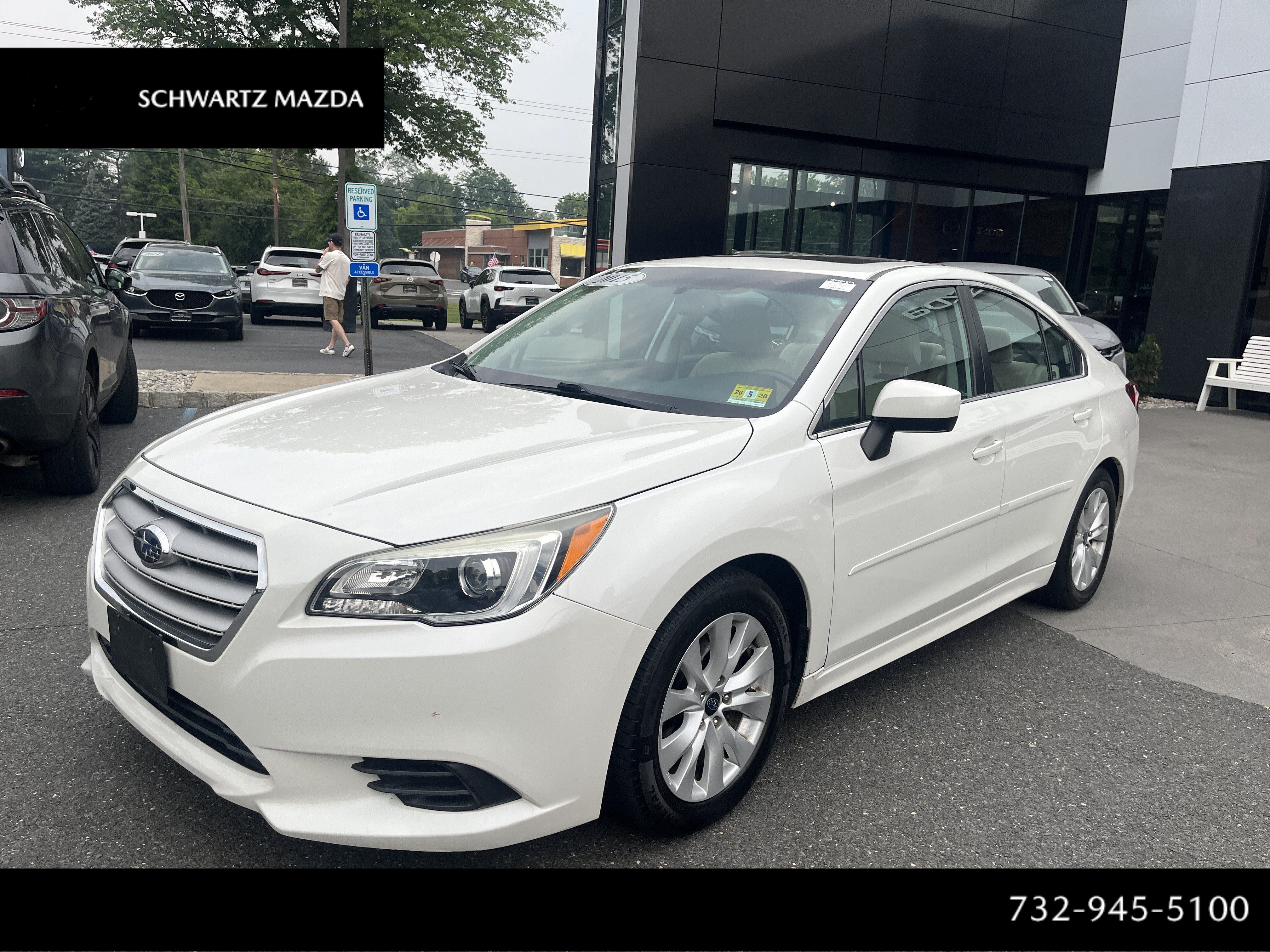 Used 2015 Subaru Legacy 2.5i Premium AWD/4WD image 1