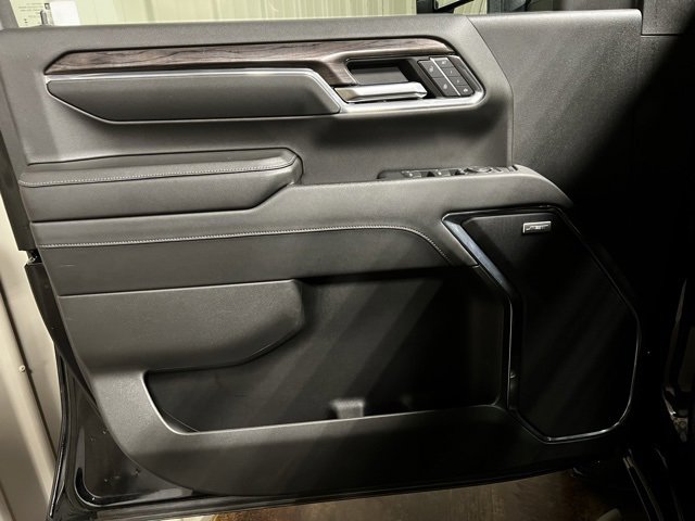 Used 2024 Chevrolet Silverado 2500 LTZ w/ LTZ Plus Package image 13