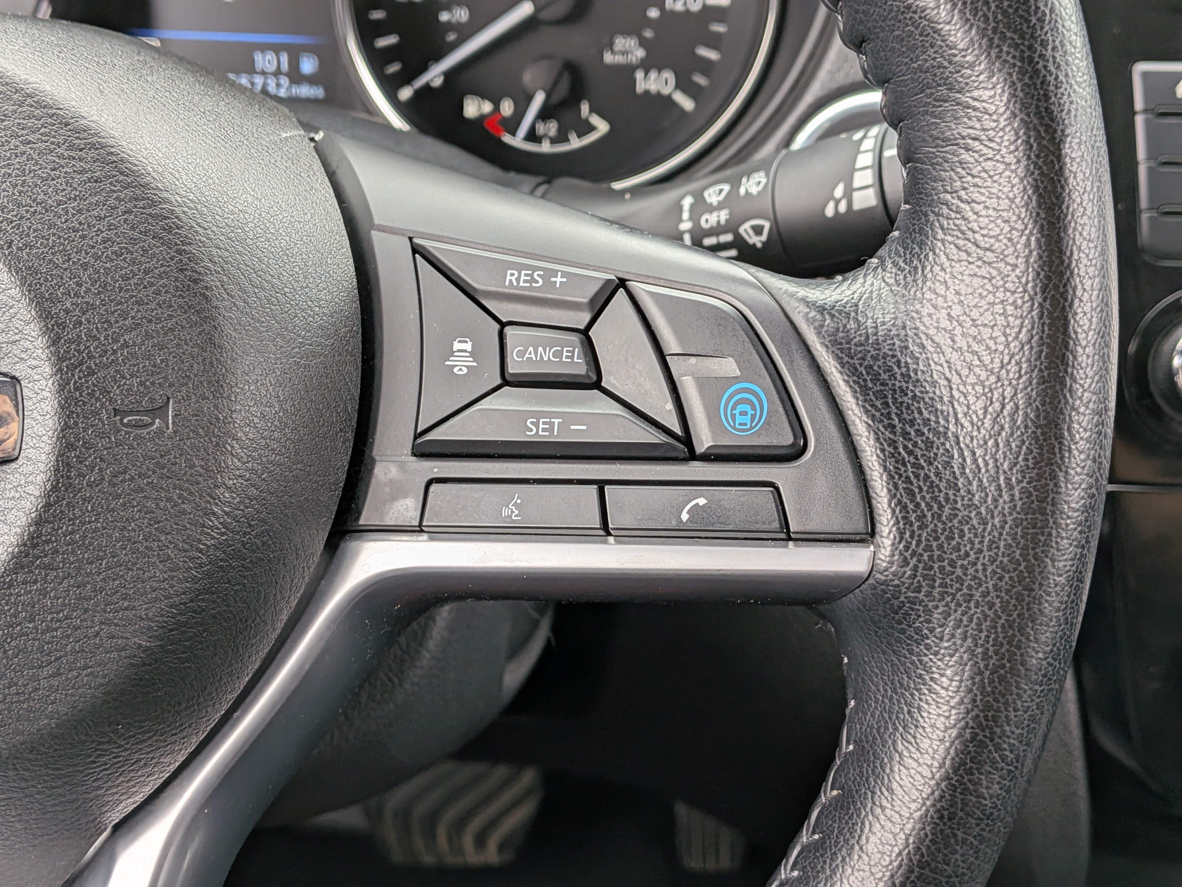Used 2022 Nissan Rogue Sport SL w/ Premium Package AWD/4WD image 29
