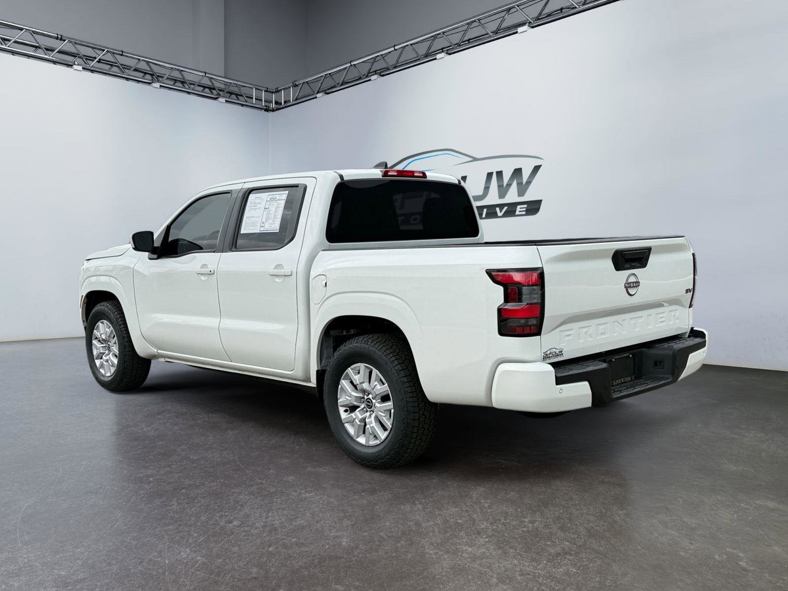 Used 2023 Nissan Frontier SV w/ Technology Package image 5