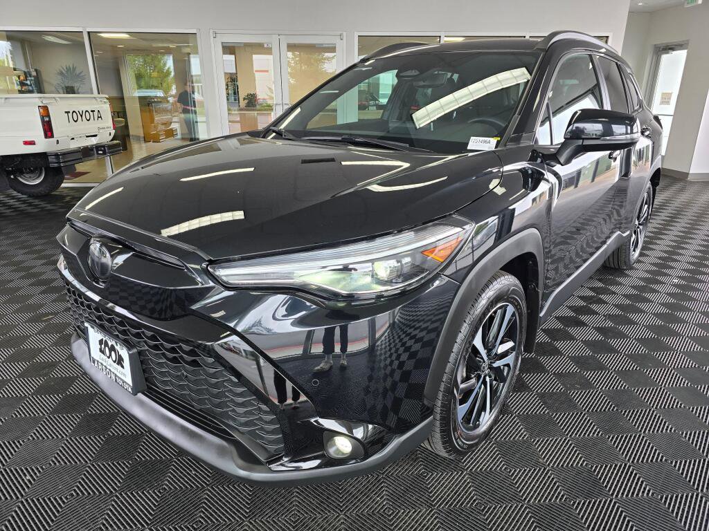 Used 2025 Toyota Corolla Cross AWD Hybrid w/ Convenience Package image 7