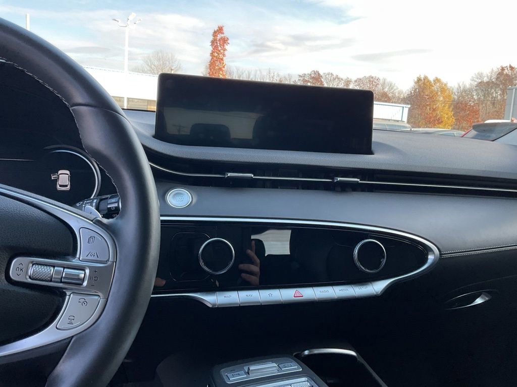 Used 2025 Genesis GV70 2.5T image 17