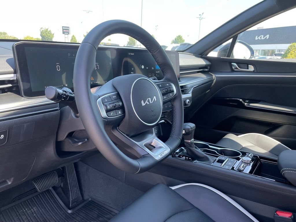 New 2026 Kia K5 GT-Line FWD image 9