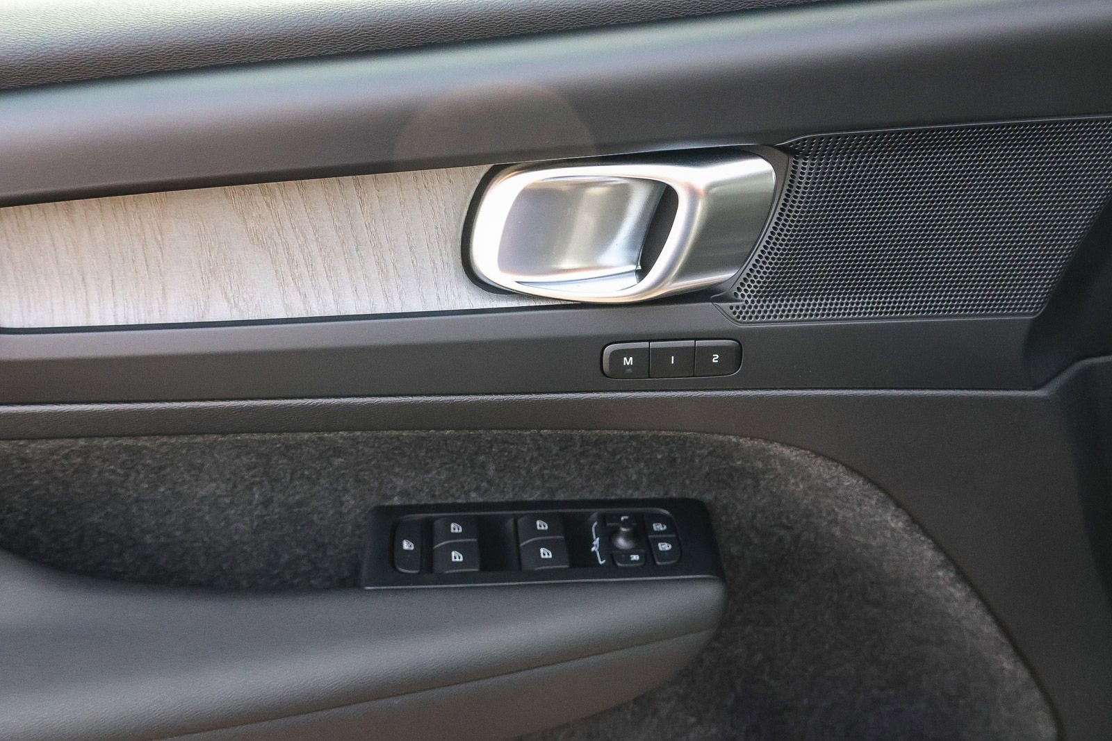 New 2026 Volvo XC40 B5 Plus w/ Climate Package image 31