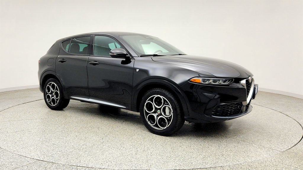 Used 2024 Alfa Romeo Tonale Ti AWD/4WD image 3