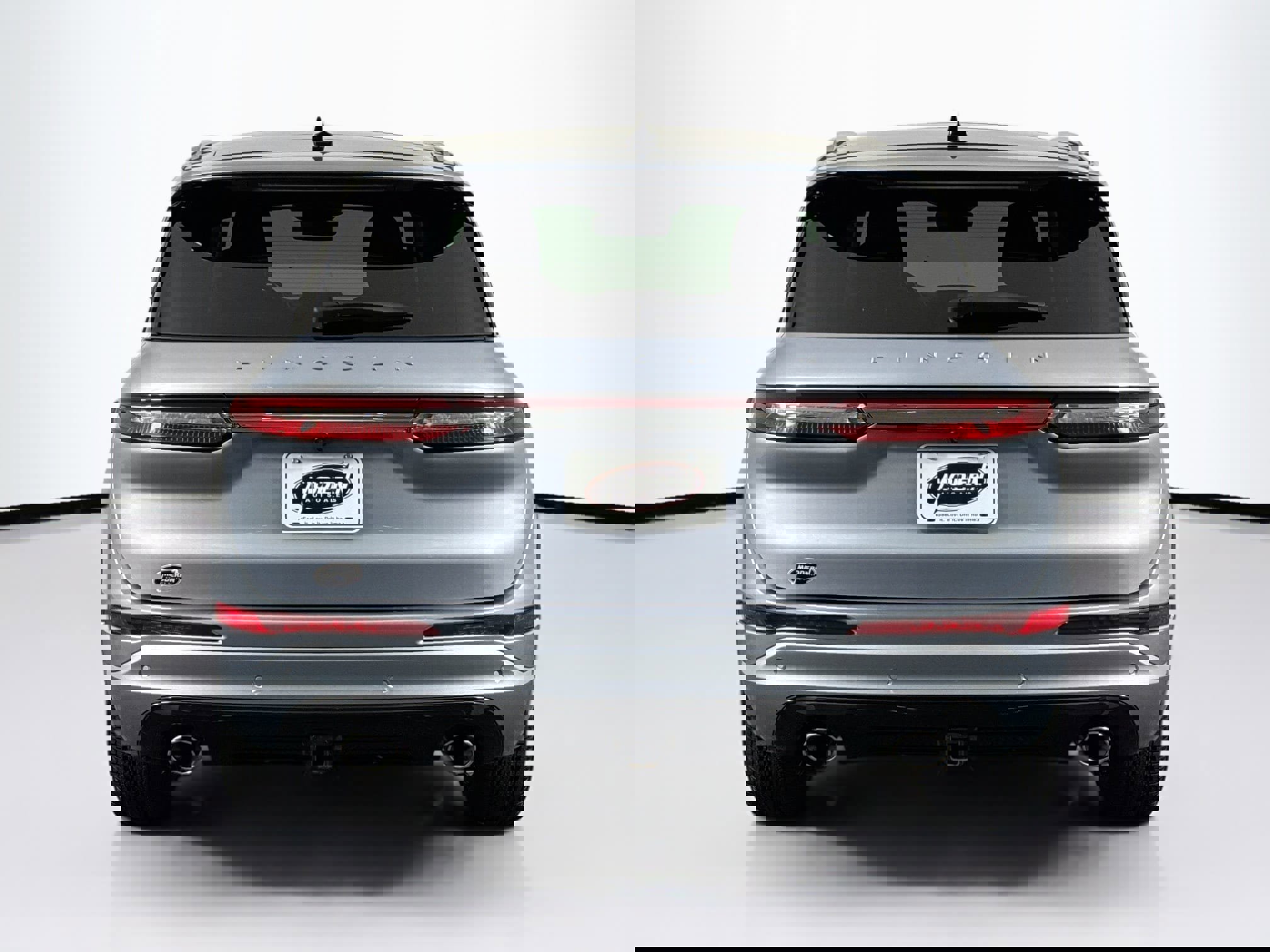 Used 2022 Lincoln Corsair Grand Touring w/ Towing Package image 10