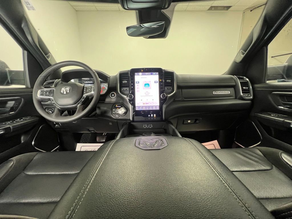 Used 2025 RAM 1500 Laramie image 10