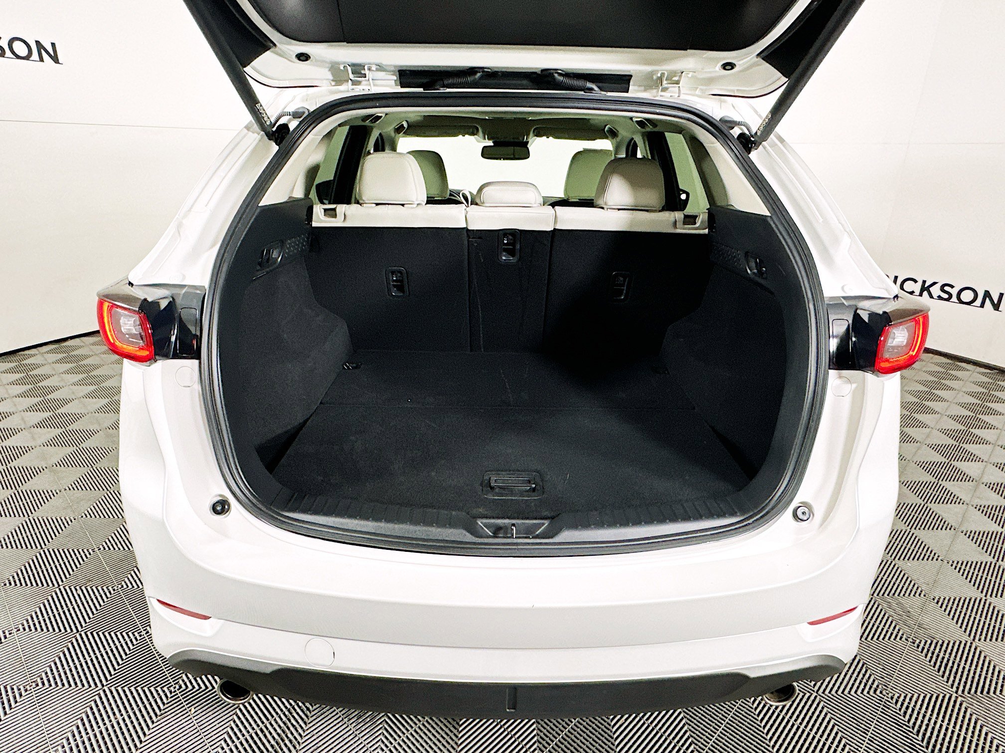 Used 2025 MAZDA CX-5 AWD 2.5 S w/ Preferred Package image 31