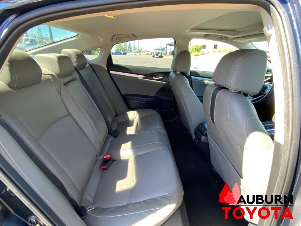 Used 2017 Honda Civic Touring image 17