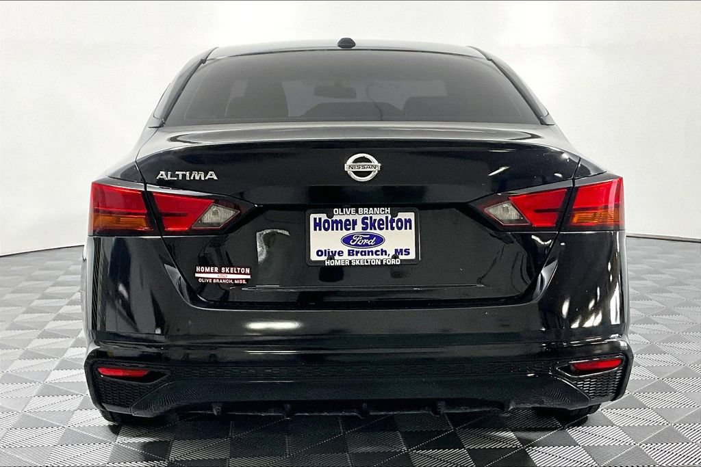 Used 2019 Nissan Altima 2.5 S FWD image 4