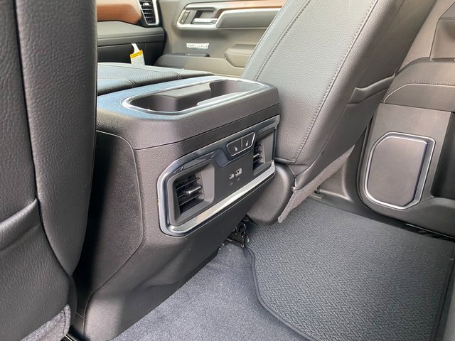 New 2026 GMC Sierra 1500 Denali w/ Denali Reserve Package image 13