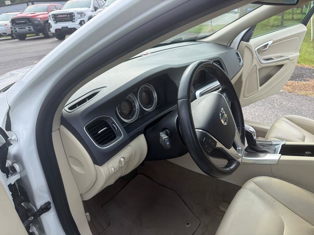 Used 2013 Volvo S60 T5 FWD image 18
