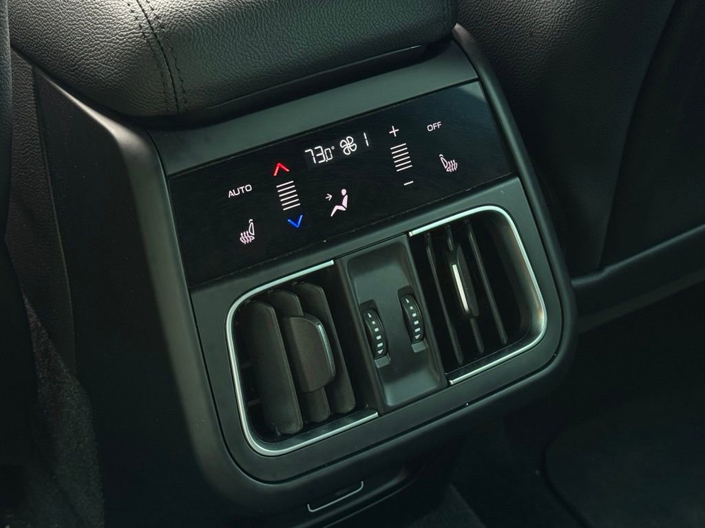 Used 2024 Maserati Grecale GT image 20