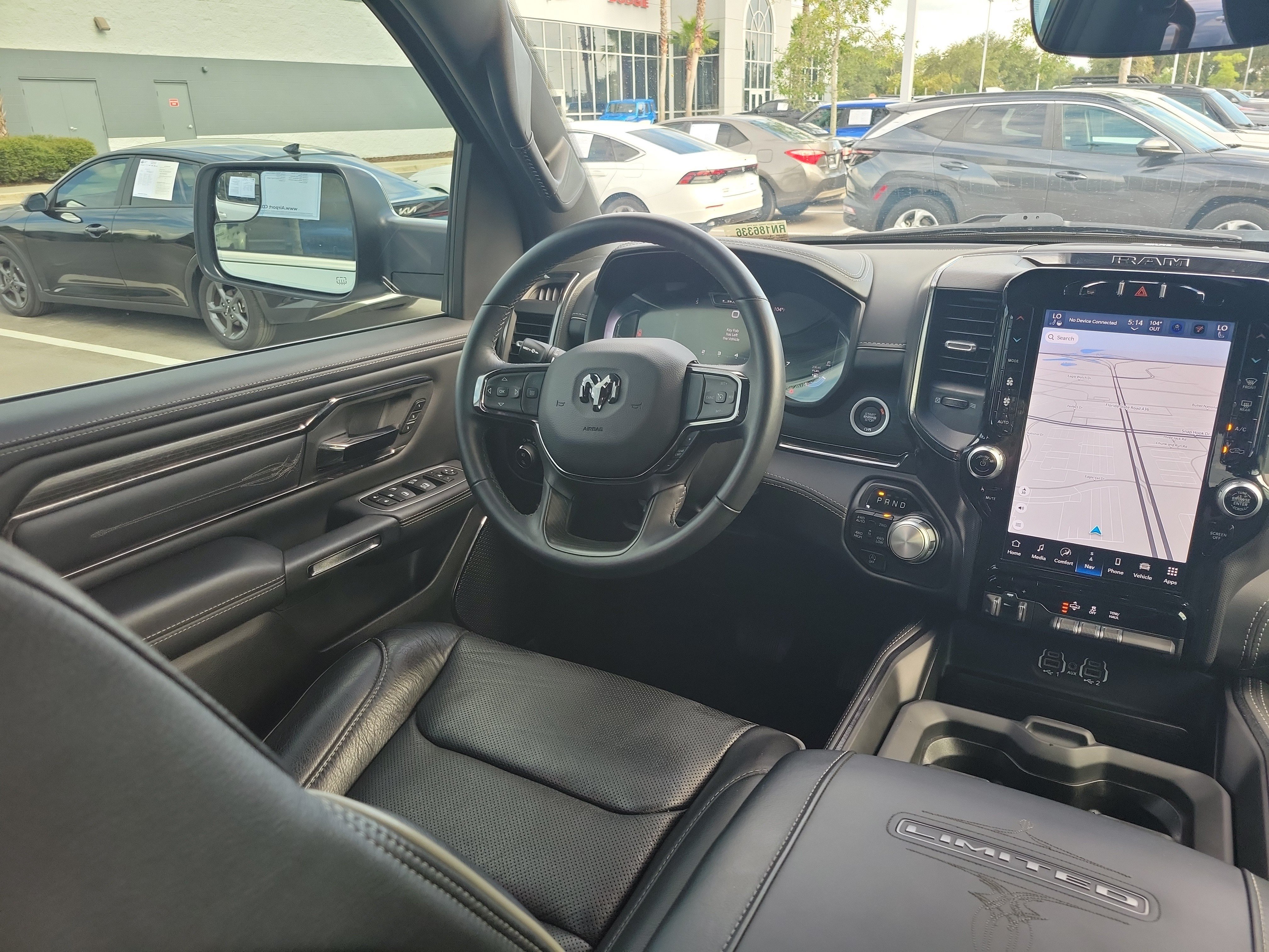 Used 2024 RAM 1500 Limited AWD/4WD image 13