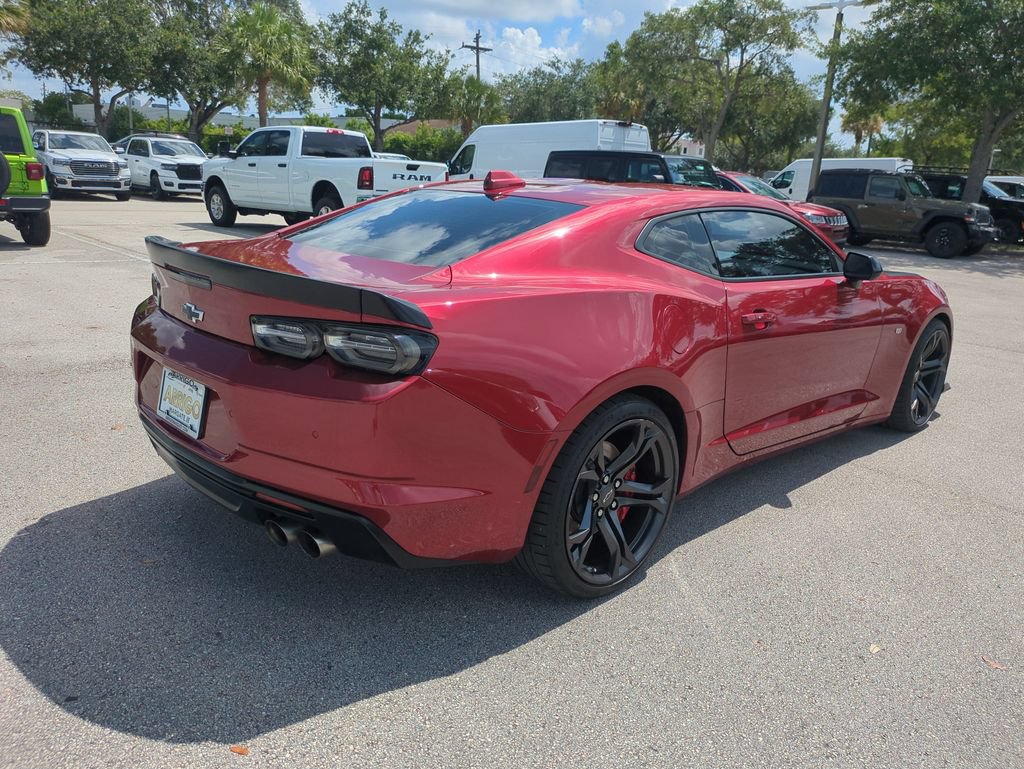 Used 2022 Chevrolet Camaro SS RWD image 6