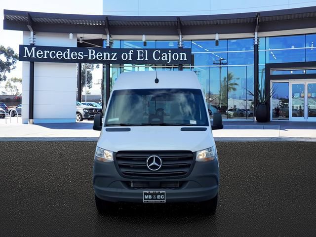Used 2025 Mercedes-Benz Sprinter 2500 video 2
