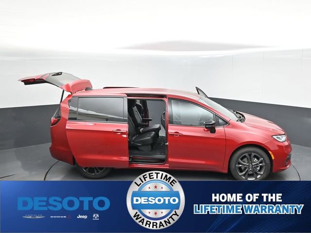 New 2026 Chrysler Pacifica Select image 54