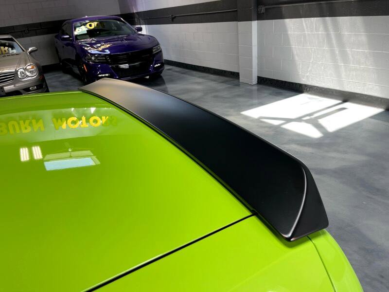 Used 2015 Dodge Challenger SRT Hellcat image 19