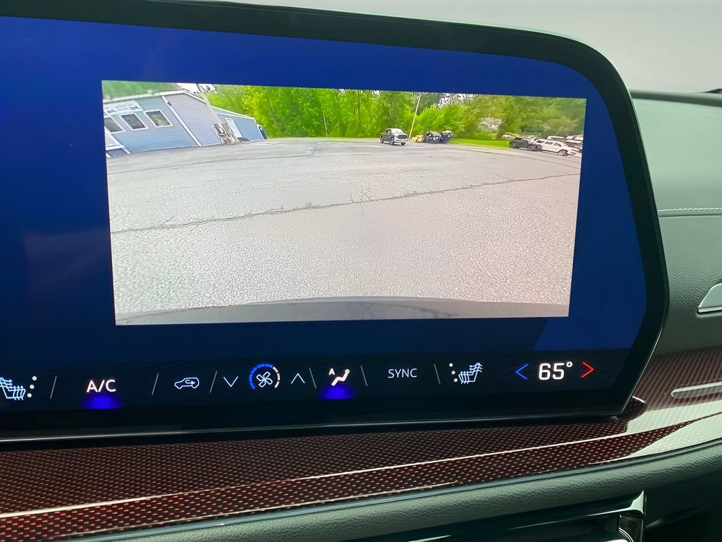 Used 2025 Chevrolet Traverse Z71 AWD/4WD image 29
