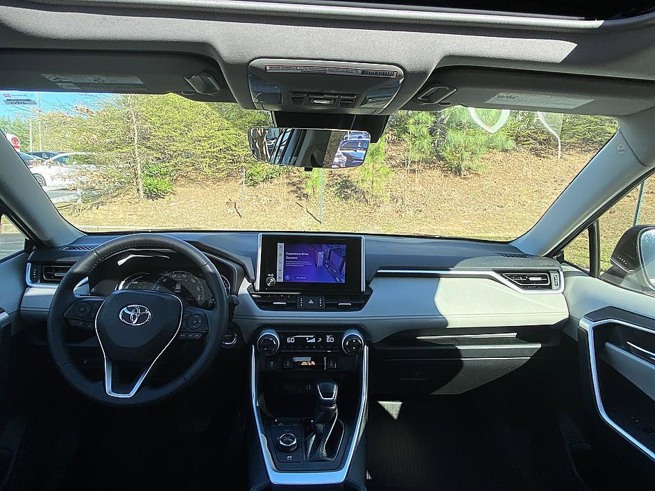 Certified 2023 Toyota RAV4 XLE Premium image 21