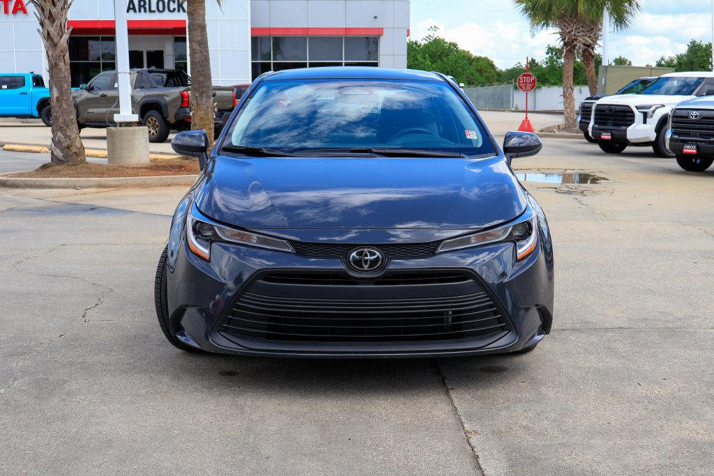 Used 2026 Toyota Corolla LE FWD image 25