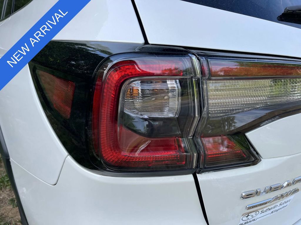 Used 2025 Subaru Outback Touring XT image 10