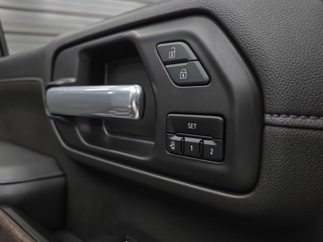 Used 2022 GMC Sierra 2500 Denali AWD/4WD image 35