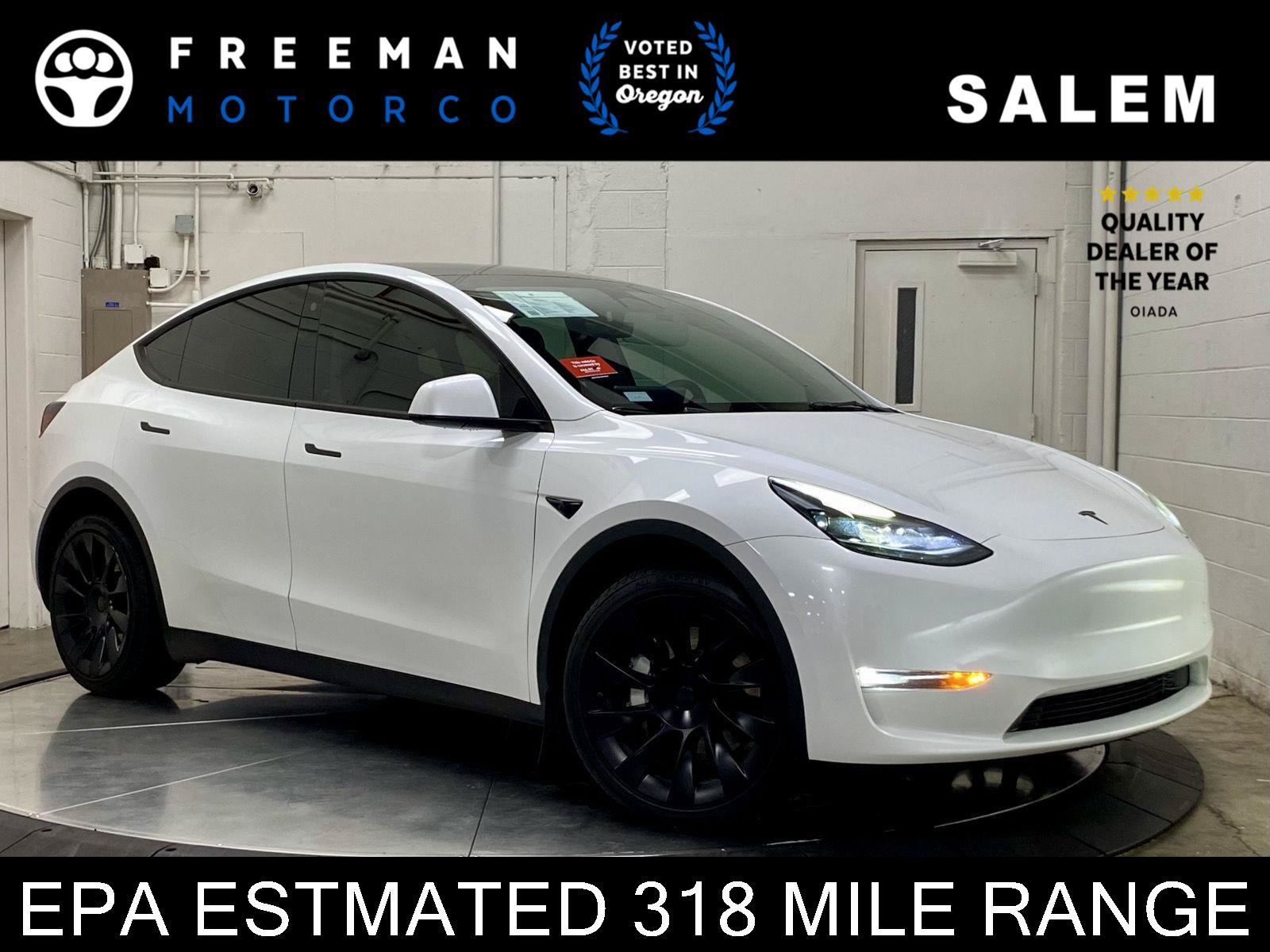 Used 2023 Tesla Model Y Long Range AWD/4WD image 1