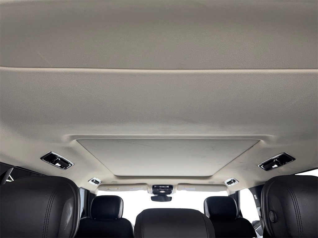Used 2023 Land Rover Range Rover SE image 72