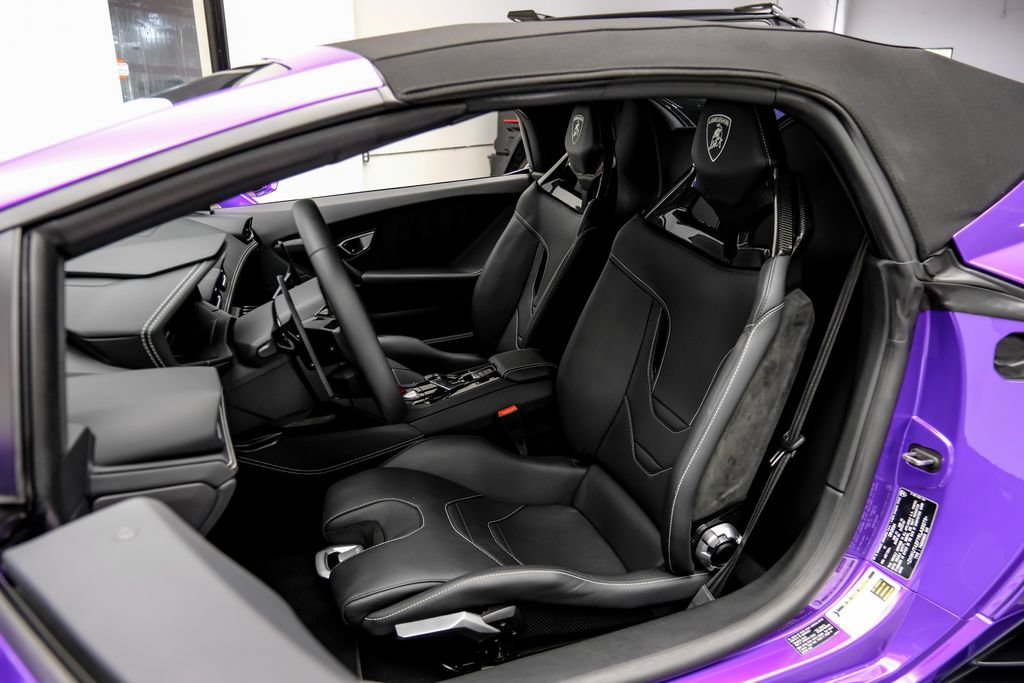 Used 2024 Lamborghini Huracan EVO AWD/4WD image 39