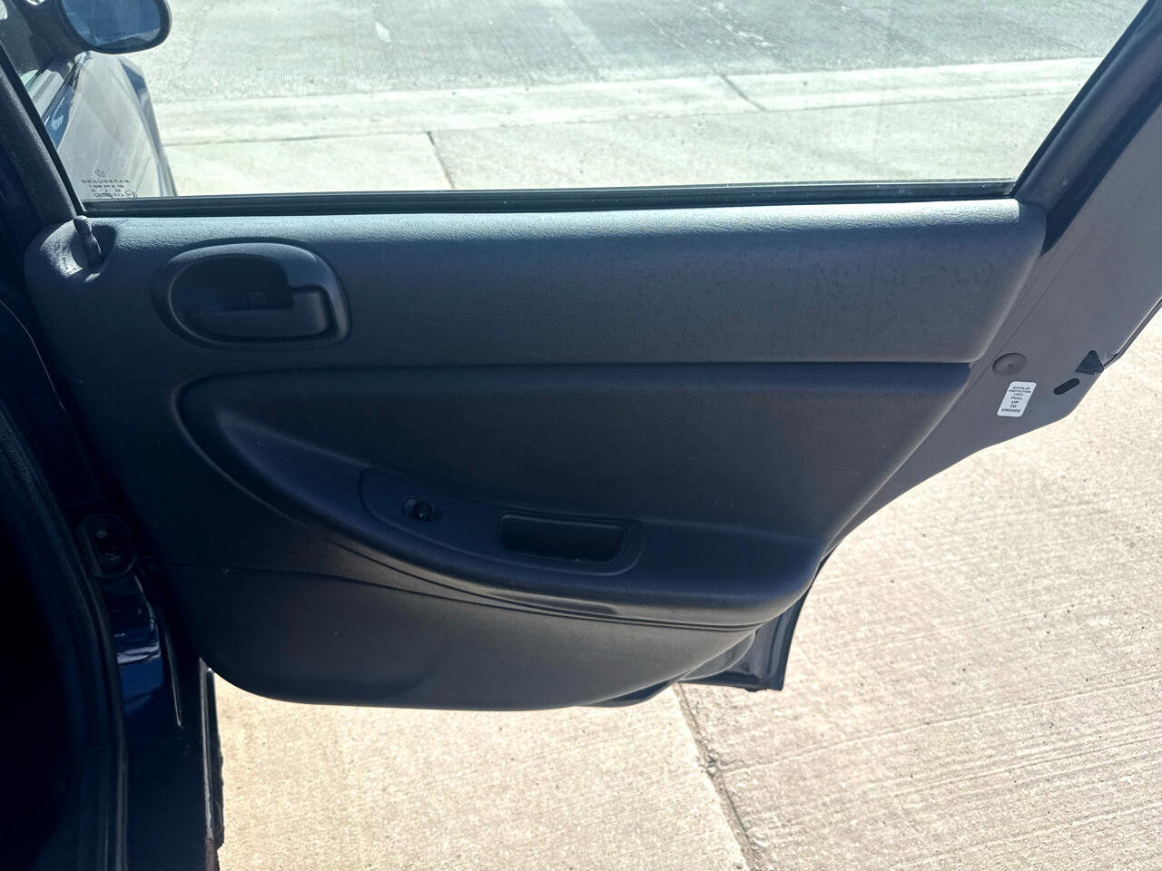 Used 2006 Dodge Stratus SXT image 17