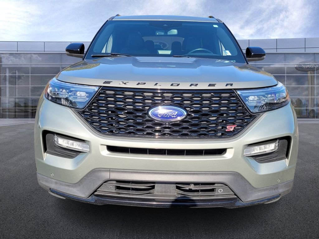 Used 2020 Ford Explorer ST w/ Premium Technology Package image 2