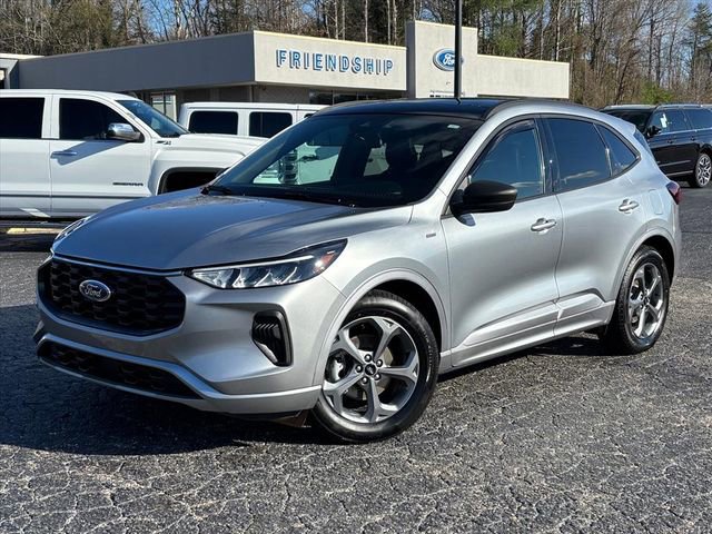 Used 2023 Ford Escape ST-Line w/ Tech Pack #1 image 2