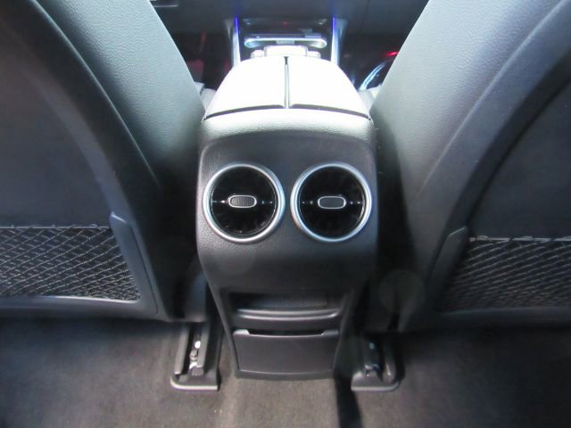 Used 2022 Mercedes-Benz EQB 300 4MATIC w/ Exclusive Package image 25