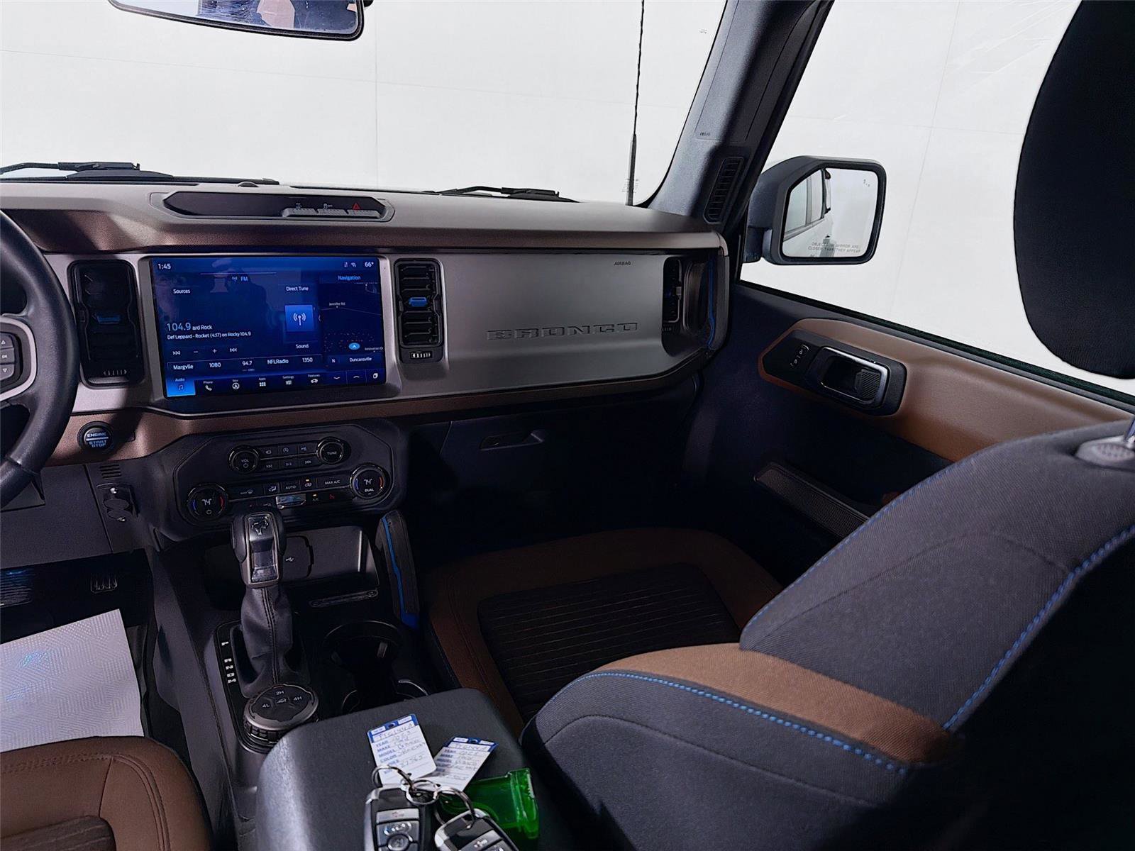 Used 2023 Ford Bronco Outer Banks AWD/4WD image 22