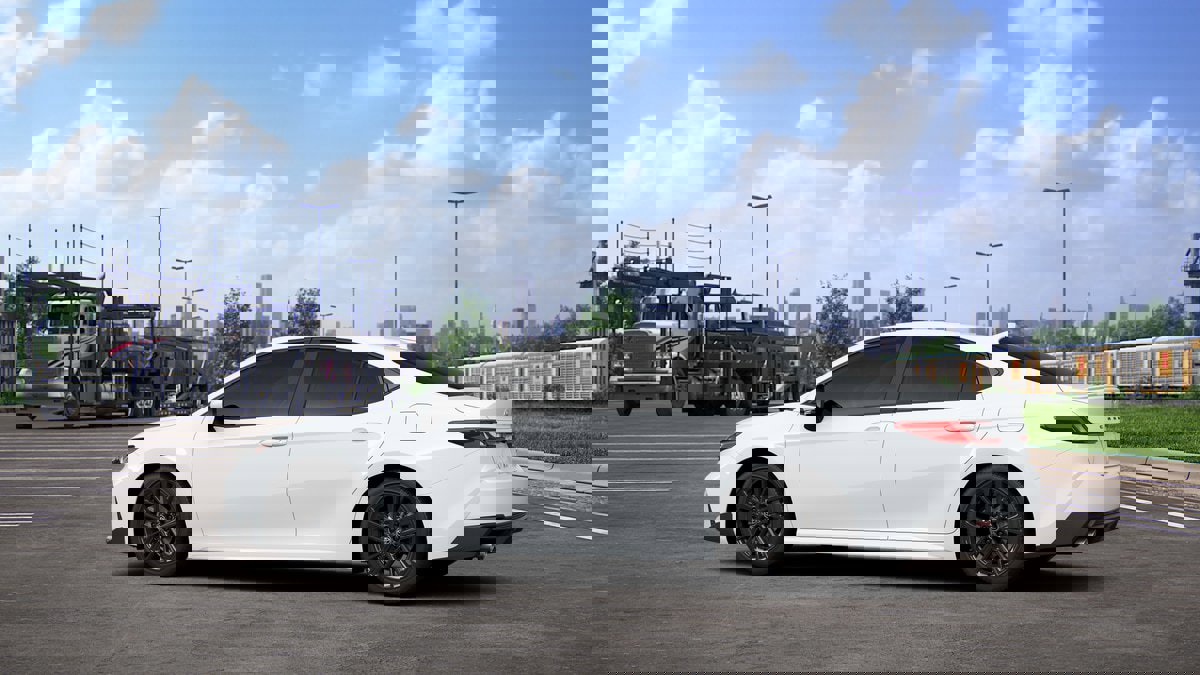 New 2026 Toyota Camry SE image 5