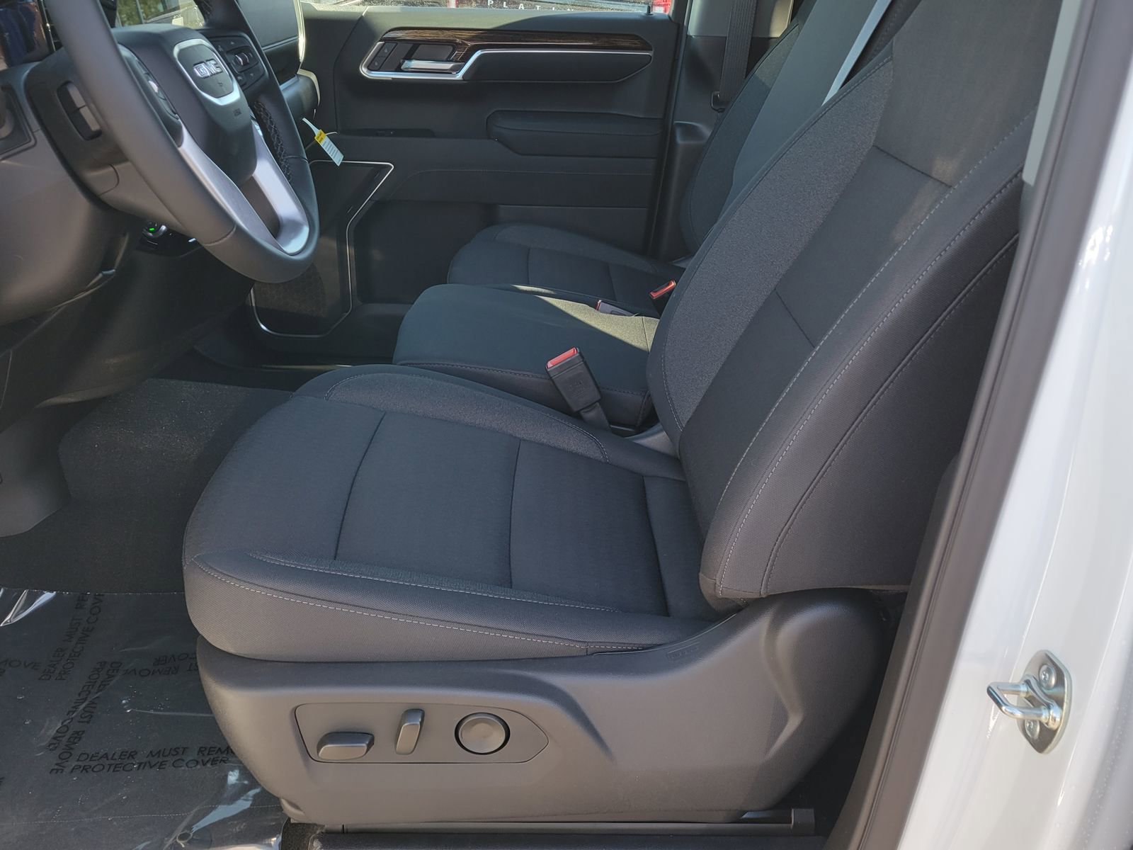 New 2026 GMC Sierra 1500 SLE w/ Preferred Package AWD/4WD image 6