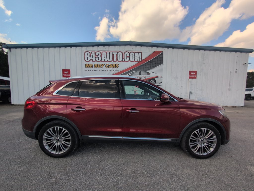 Used 2017 Lincoln MKX Reserve FWD image 10