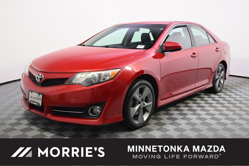 Used 2014 Toyota Camry SE